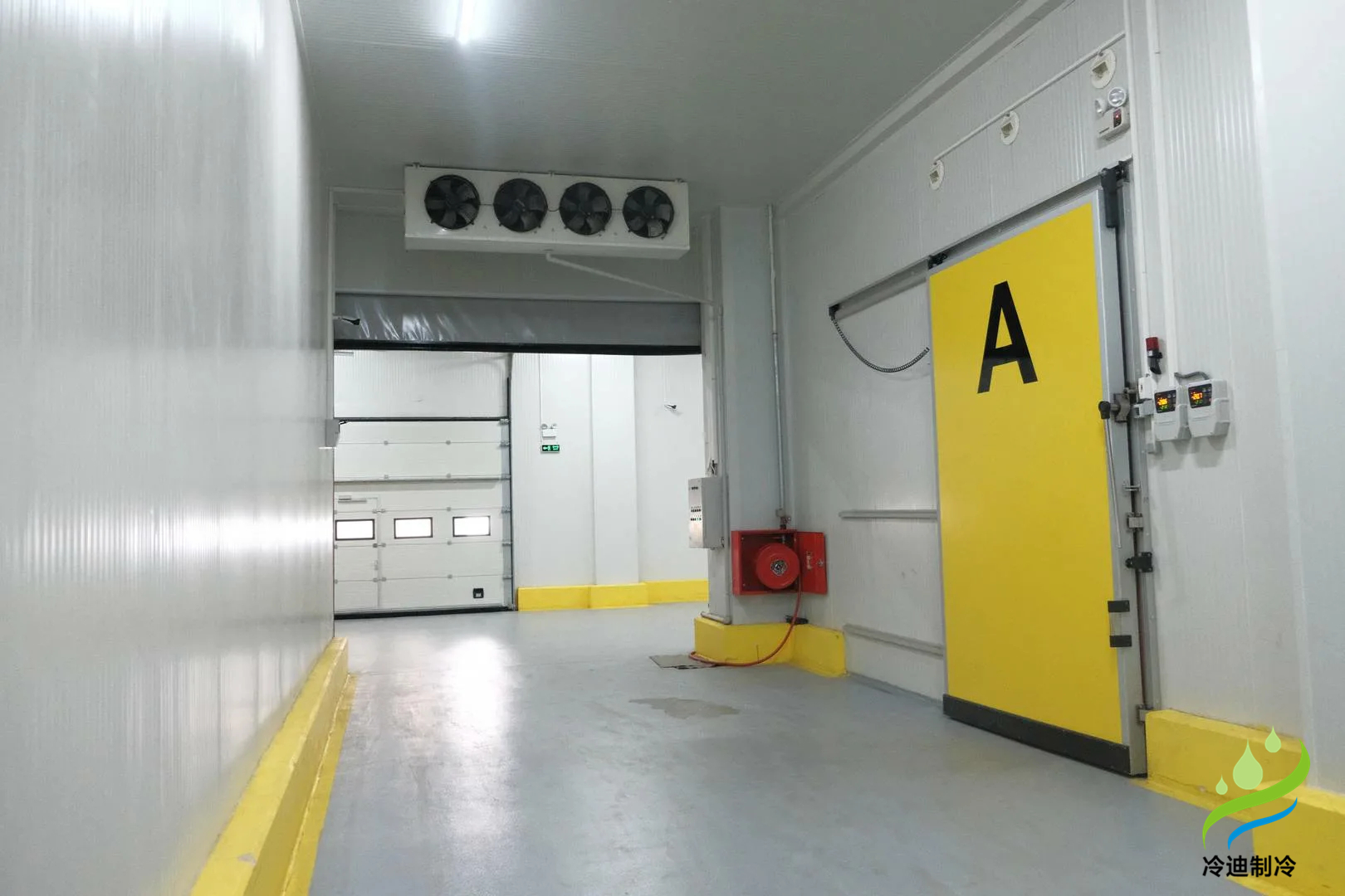 冷庫(kù)建設(shè)一平米多少錢？智能冷庫(kù)建造方案再降100/平方米